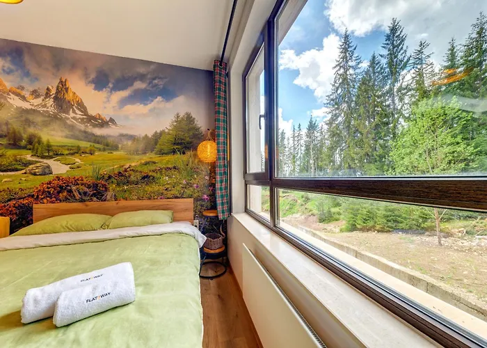 Into The Woods - Charming By Flat Manager Apartment *